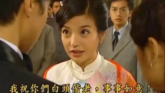 情深深雨蒙蒙：依萍跳江时，谁注意她的脚了？难怪书恒崩溃
