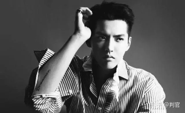 吴亦凡又有大瓜被曝出：这次吴母倾家荡产也救不了他，造孽啊