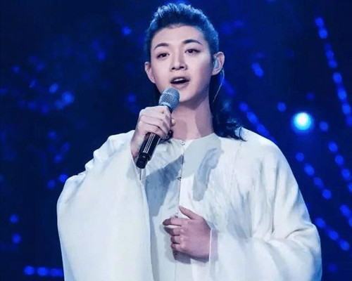 《哥哥》霍尊马赛克加身,综艺或集体“退流”,下一个会是谁呢? 《哥哥》霍尊马赛克加身,综艺或集体“退流”,下一个会是谁呢?