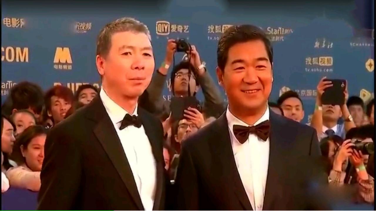 冯小刚张国立提出恢复繁体字,易中天怒怼:把“亂竈龜鬱”写出来 冯小刚张国立提出恢复繁体字,易中天怒怼:把“亂竈龜鬱”写出来