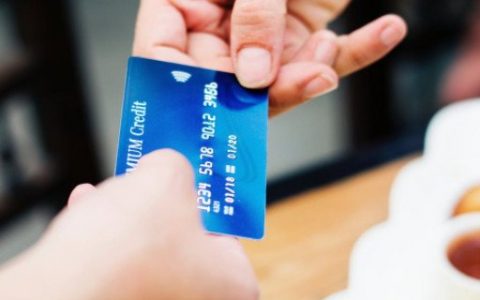 广发银行OPPO Card信用卡有哪些权益 消费笔笔返现