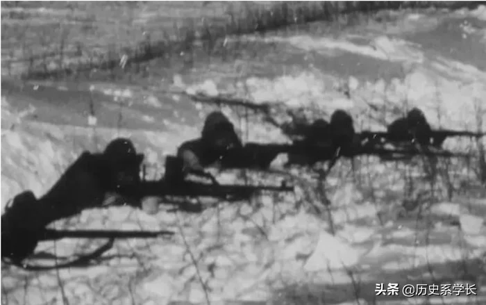 《长津湖》雷公原型之一:是山东人,肩顶炮架壮烈牺牲,记特等功 《长津湖》雷公原型之一:是山东人,肩顶炮架壮烈牺牲,记特等功