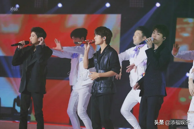 网曝TFBOYS拒绝了2022年的跨年合体,三人去三台晚会,合体成奢望 网曝TFBOYS拒绝了2022年的跨年合体,三人去三台晚会,合体成奢望