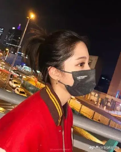 周扬青去欧阳娜娜家吸猫,周扬青国庆旅行vlog 周扬青去欧阳娜娜家吸猫,周扬青国庆旅行vlog