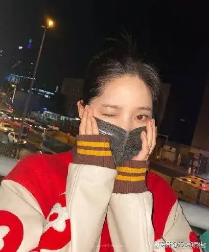 周扬青去欧阳娜娜家吸猫,周扬青国庆旅行vlog 周扬青去欧阳娜娜家吸猫,周扬青国庆旅行vlog