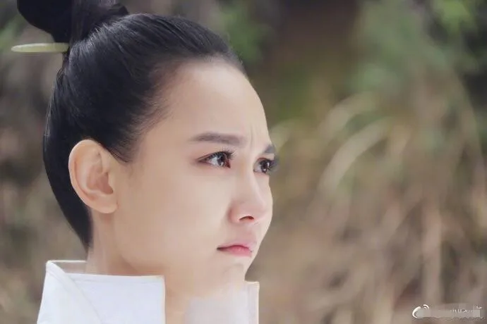 没见过这么“凶狠”的白素贞,不会演就别硬演,看看前辈怎么演 没见过这么“凶狠”的白素贞,不会演就别硬演,看看前辈怎么演