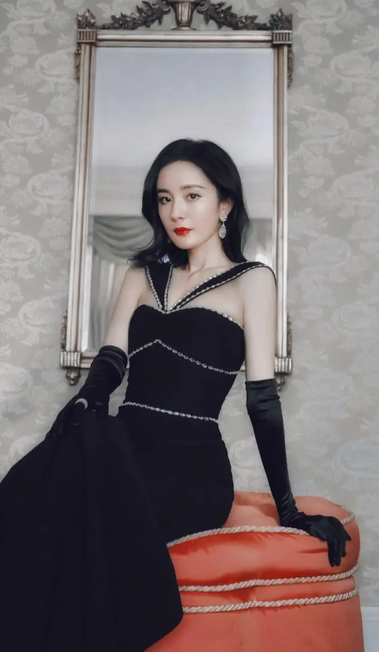 杨幂 时尚穿搭 幂幂穿搭永远的王者 杨幂 时尚穿搭 幂幂穿搭永远的王者