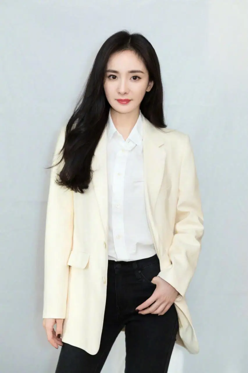 杨幂 时尚穿搭 幂幂穿搭永远的王者 杨幂 时尚穿搭 幂幂穿搭永远的王者