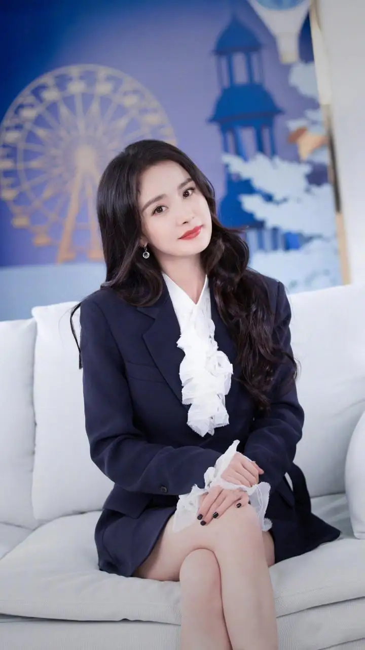 杨幂 时尚穿搭 幂幂穿搭永远的王者 杨幂 时尚穿搭 幂幂穿搭永远的王者