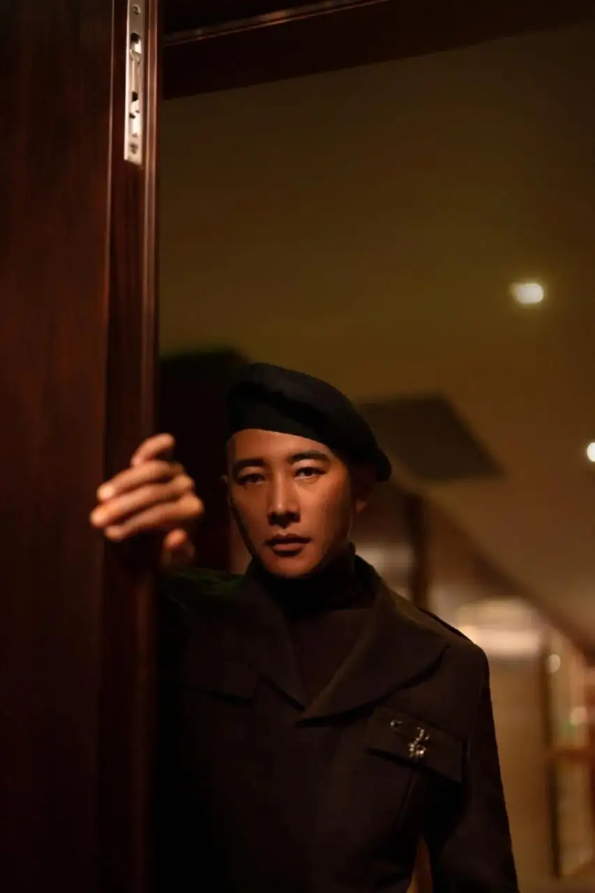 何炅出事了? 何炅出事了?