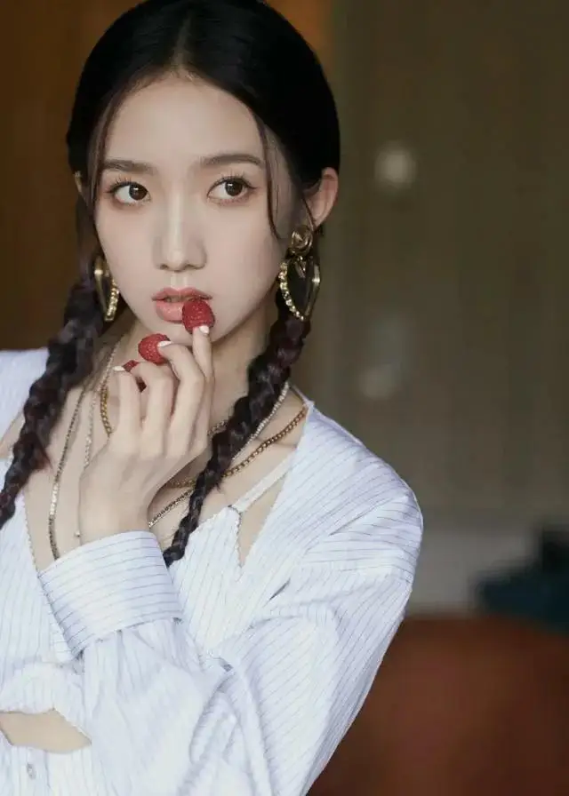 孟美岐最近热度很高,什么456,419,有谁知道的普及一下? 孟美岐最近热度很高,什么456,419,有谁知道的普及一下?