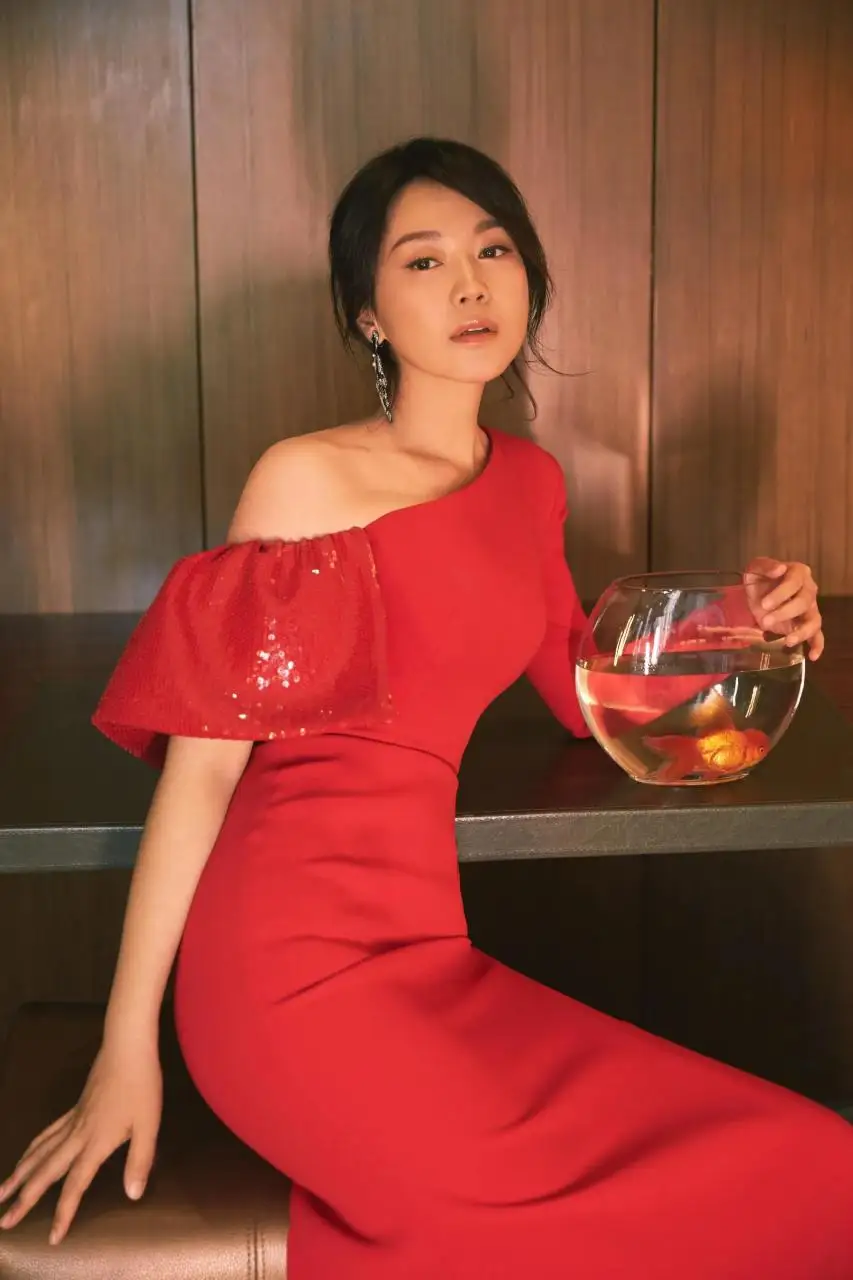 闫妮高清图集 闫妮高清图集