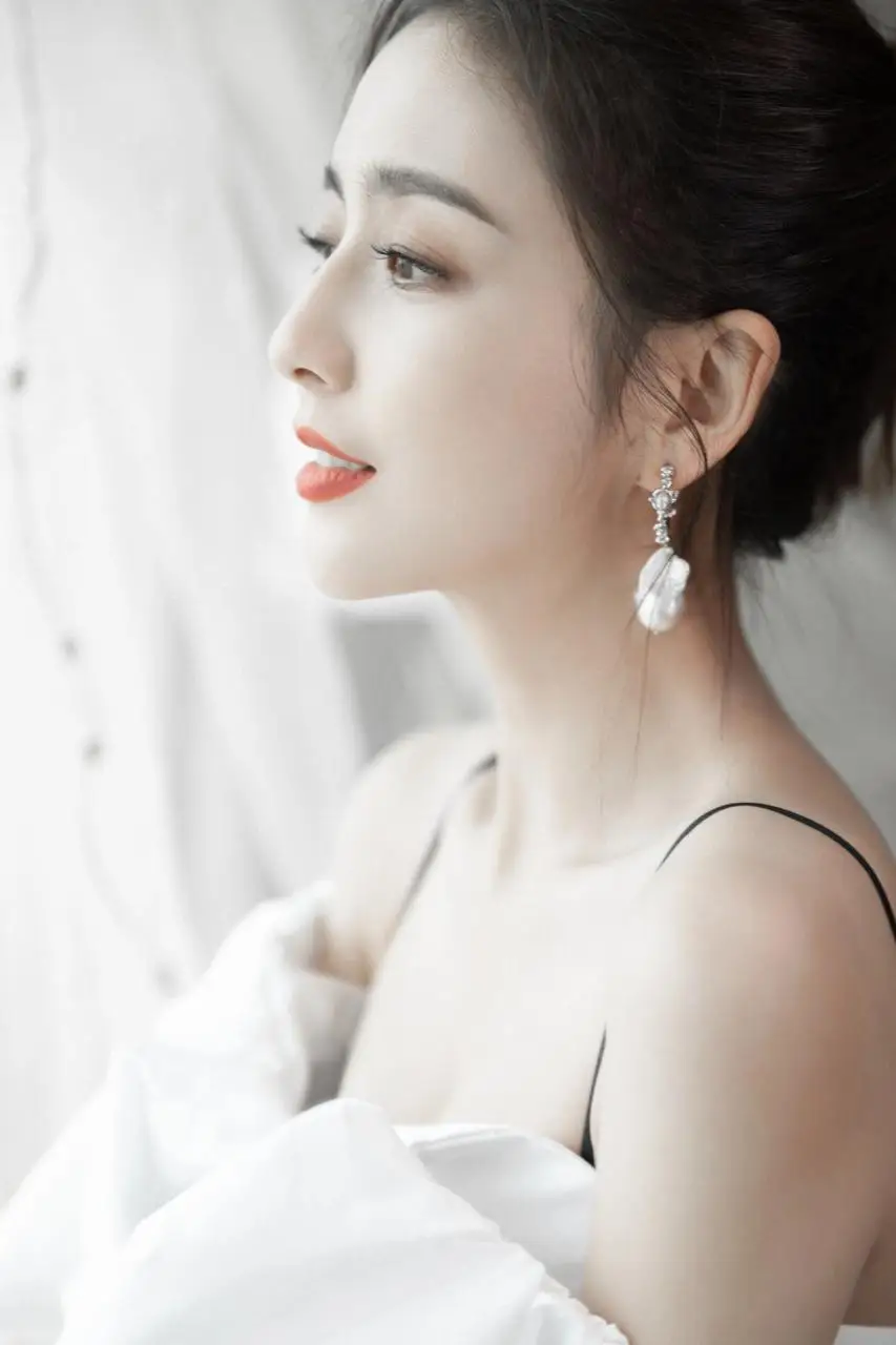 女神”佟丽娅 女神”佟丽娅