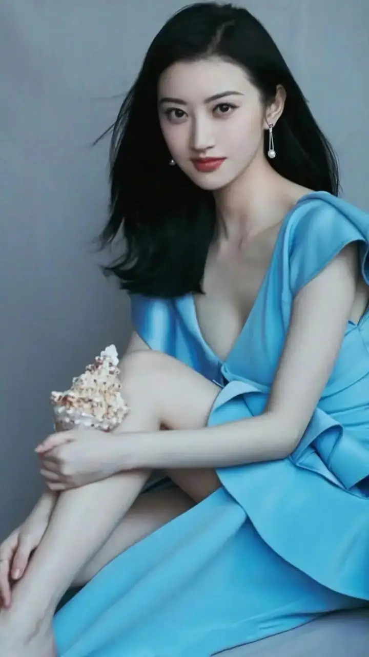 景甜皮肤白皙 景甜皮肤白皙