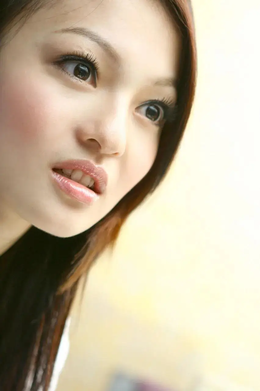 张韶涵清纯唯美写真集 张韶涵清纯唯美写真集