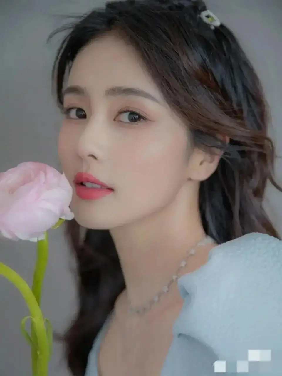 李沁是真的美,毫无绯闻,超喜欢 李沁是真的美,毫无绯闻,超喜欢