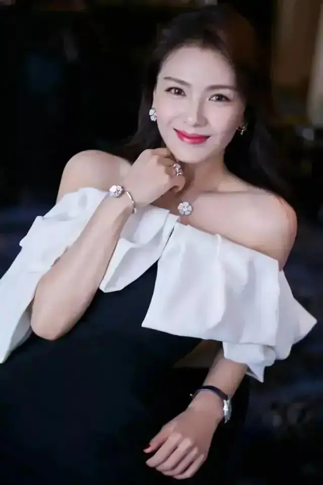 刘涛的美照,赏心悦目,回味无穷 刘涛的美照,赏心悦目,回味无穷