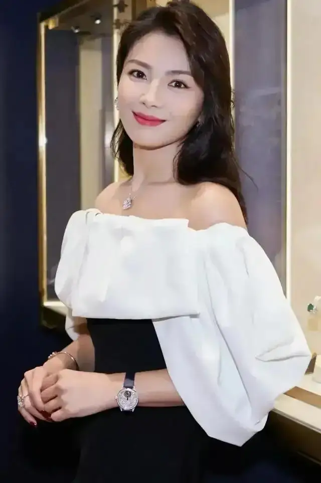 刘涛的美照,赏心悦目,回味无穷 刘涛的美照,赏心悦目,回味无穷