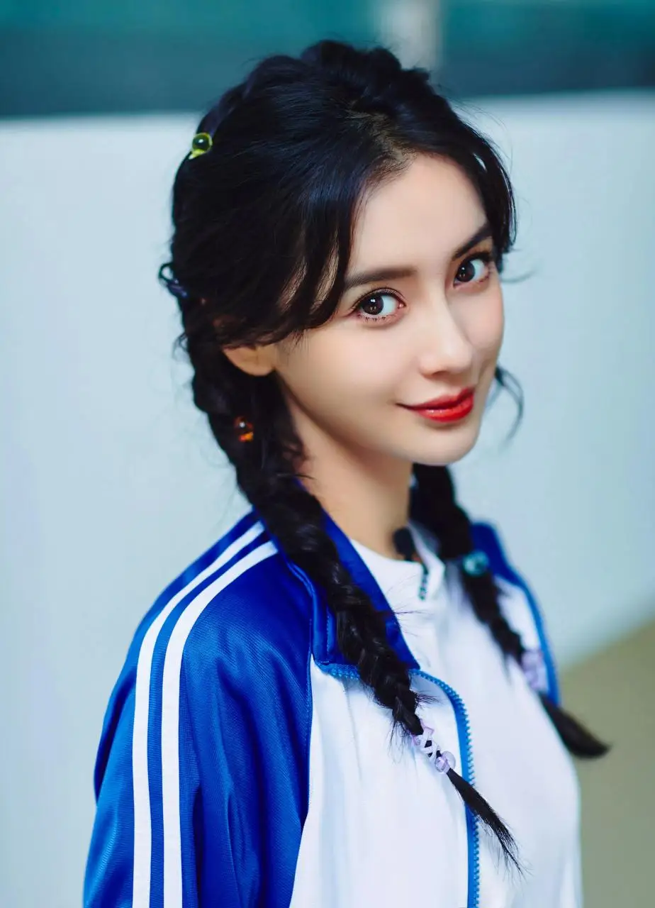 运动风的Angelababy，仿佛回到了18岁的样子