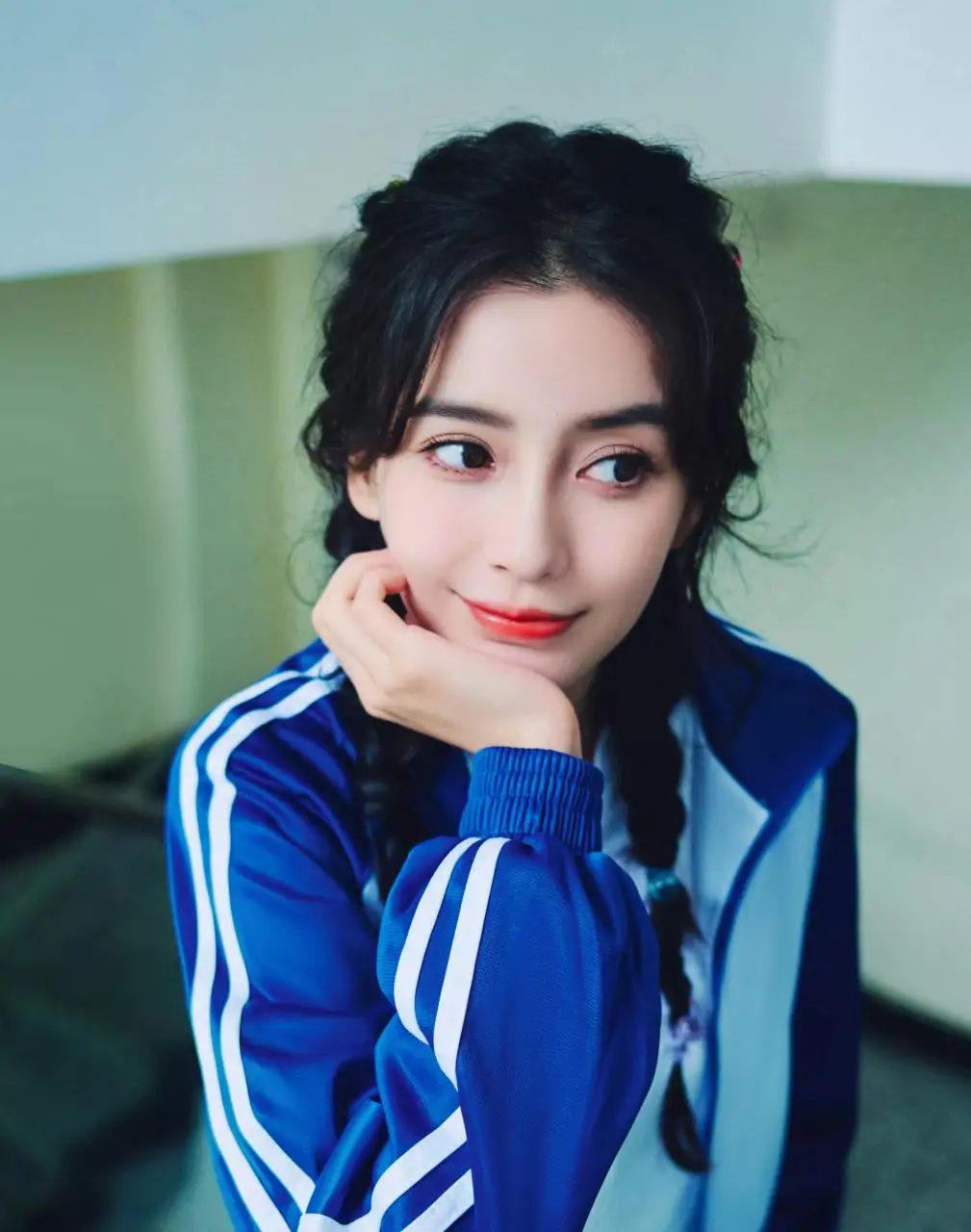 运动风的Angelababy，仿佛回到了18岁的样子