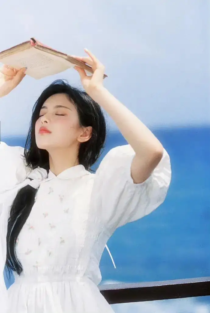 杨超越的写真集 杨超越的写真集