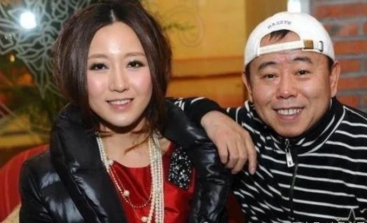 潘长江事件再次升温,连他的女儿潘阳也受到牵连,究竟咋回事? 潘长江事件再次升温,连他的女儿潘阳也受到牵连,究竟咋回事?