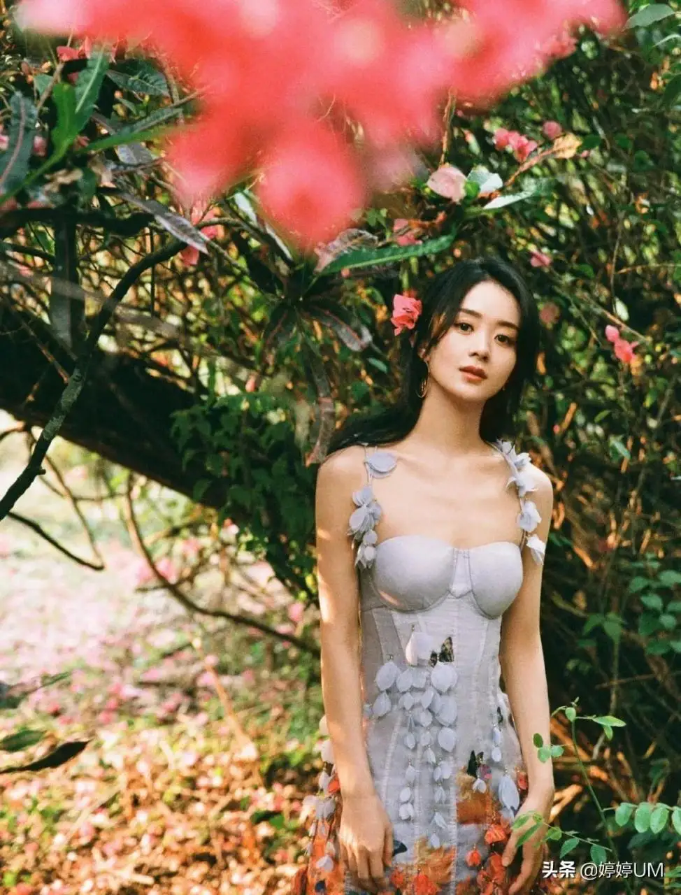 娃娃脸的赵丽颖居然这么美 娃娃脸的赵丽颖居然这么美