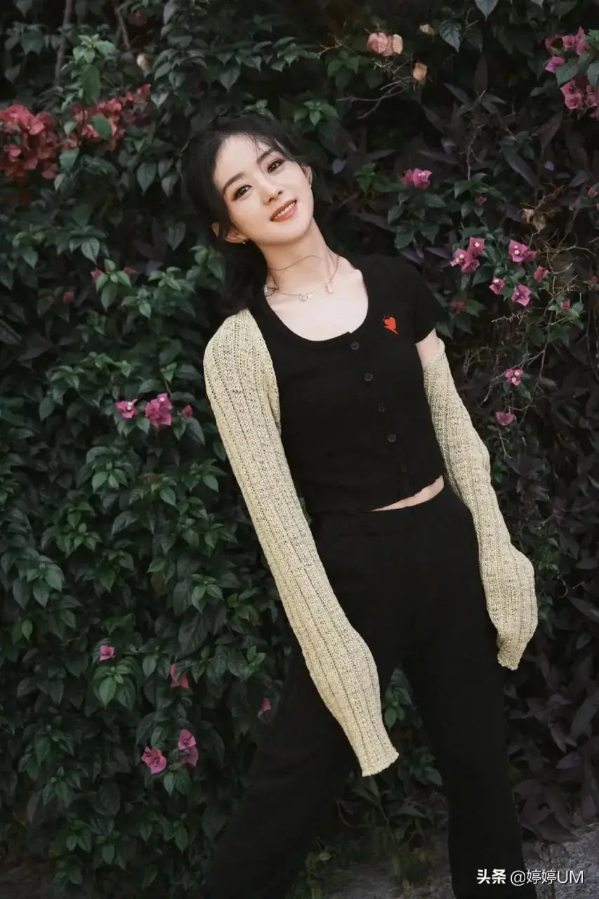 娃娃脸的赵丽颖居然这么美 娃娃脸的赵丽颖居然这么美