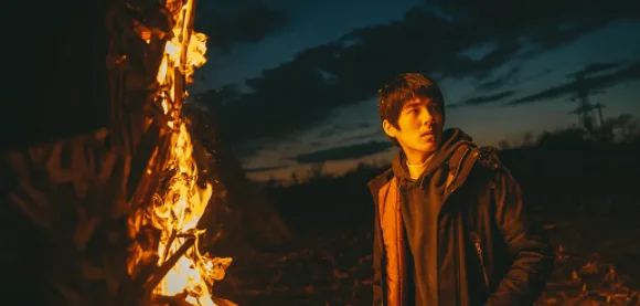 周冬雨新电影首发预告,携手刘昊然,《少年的你》后再演犯罪电影 周冬雨新电影首发预告,携手刘昊然,《少年的你》后再演犯罪电影