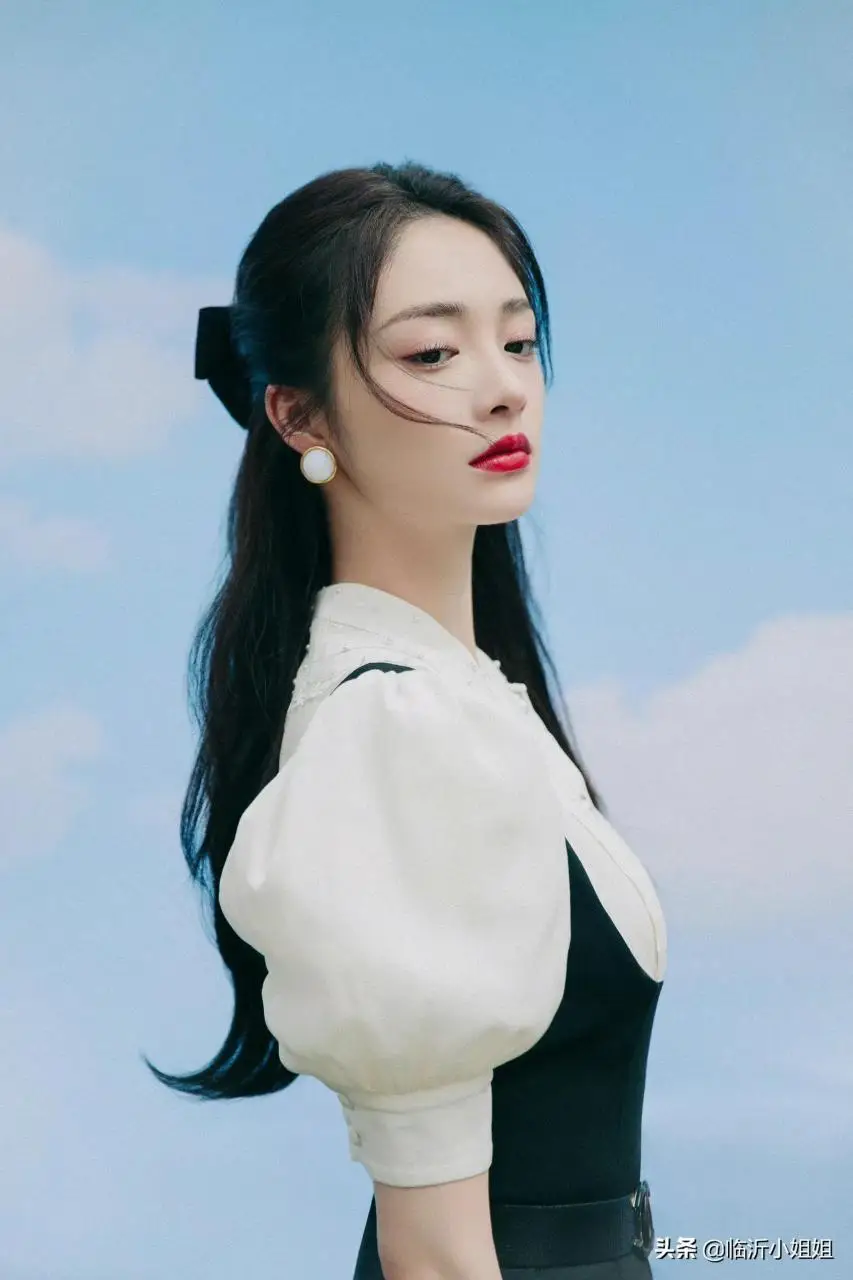 周洁琼,有颜有才的小姐姐,散发清新甜美的魅力和少女的清纯柔美 周洁琼,有颜有才的小姐姐,散发清新甜美的魅力和少女的清纯柔美