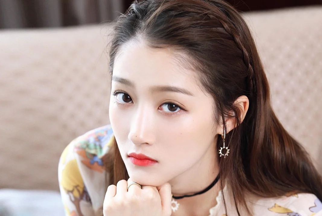 杨洋被侵权获赔85万,周杰伦曾举报它9次,关晓彤也深受其害 杨洋被侵权获赔85万,周杰伦曾举报它9次,关晓彤也深受其害