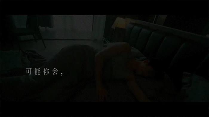 娜扎新恋情?为报复张翰,她找了个小狼狗…… 娜扎新恋情?为报复张翰,她找了个小狼狗……