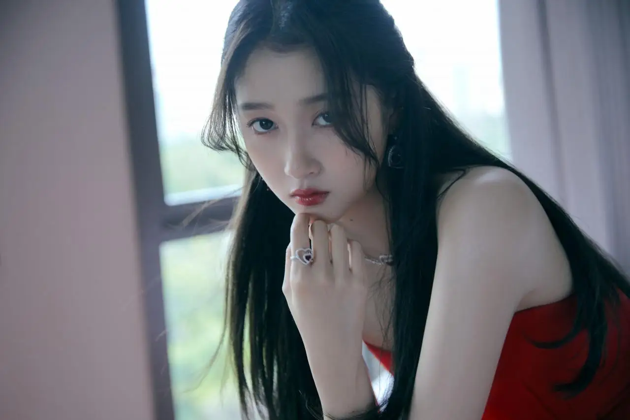 “女神”关晓彤 “女神”关晓彤