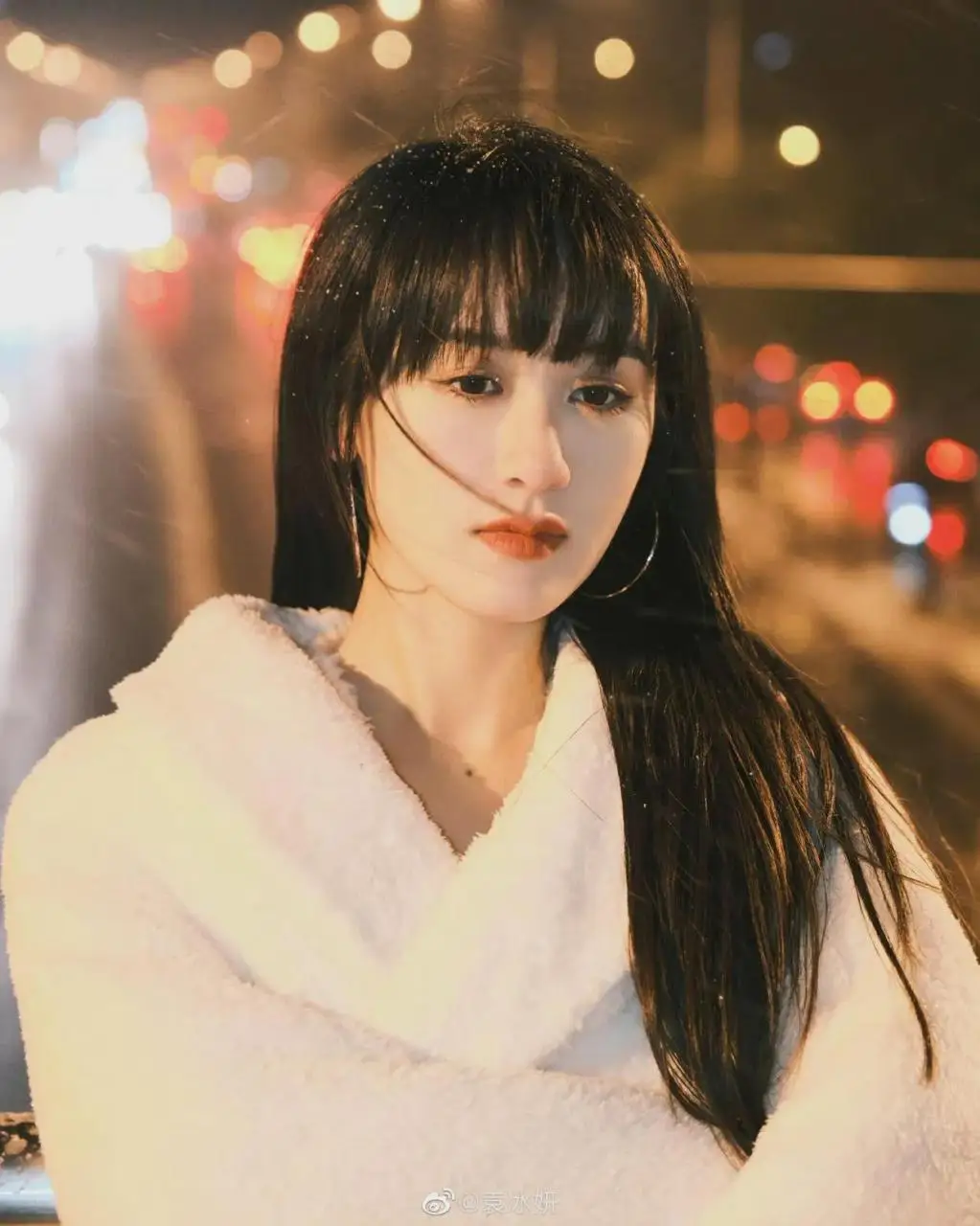 袁冰妍最新高清图片,初雪氛围感,看着好冷啊,注意保暖 袁冰妍最新高清图片,初雪氛围感,看着好冷啊,注意保暖