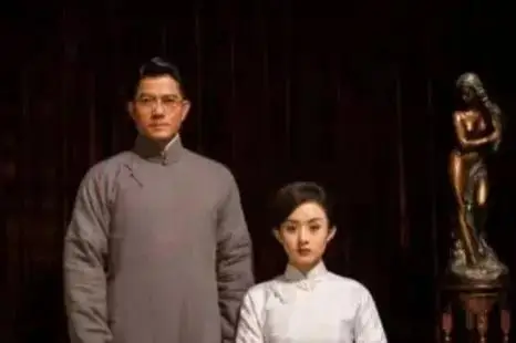 心疼!赵丽颖首谈孩子,揭露与冯绍峰离婚真相 心疼!赵丽颖首谈孩子,揭露与冯绍峰离婚真相