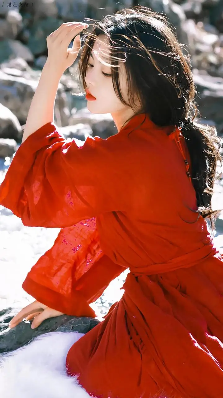 杨超越神明少女 杨超越神明少女