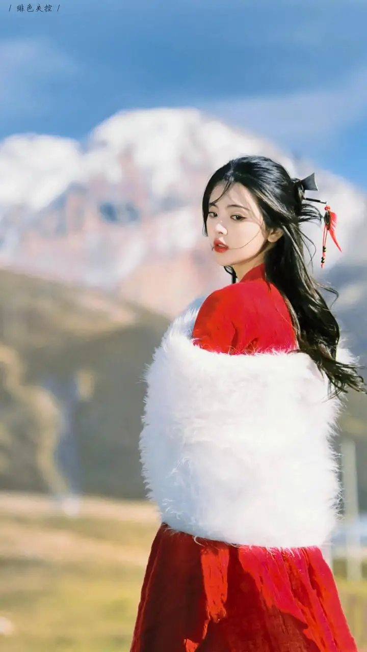 杨超越神明少女 杨超越神明少女