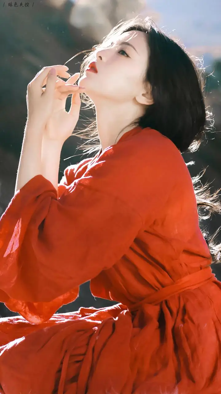 杨超越神明少女 杨超越神明少女