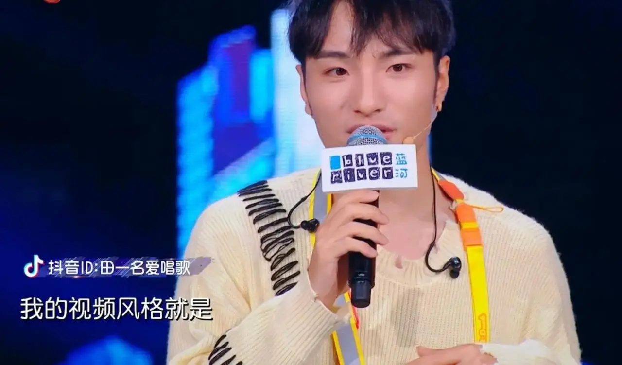 “油王”田一名坐拥887万粉丝却被邓紫棋淘汰,光靠油腻走不长久 “油王”田一名坐拥887万粉丝却被邓紫棋淘汰,光靠油腻走不长久
