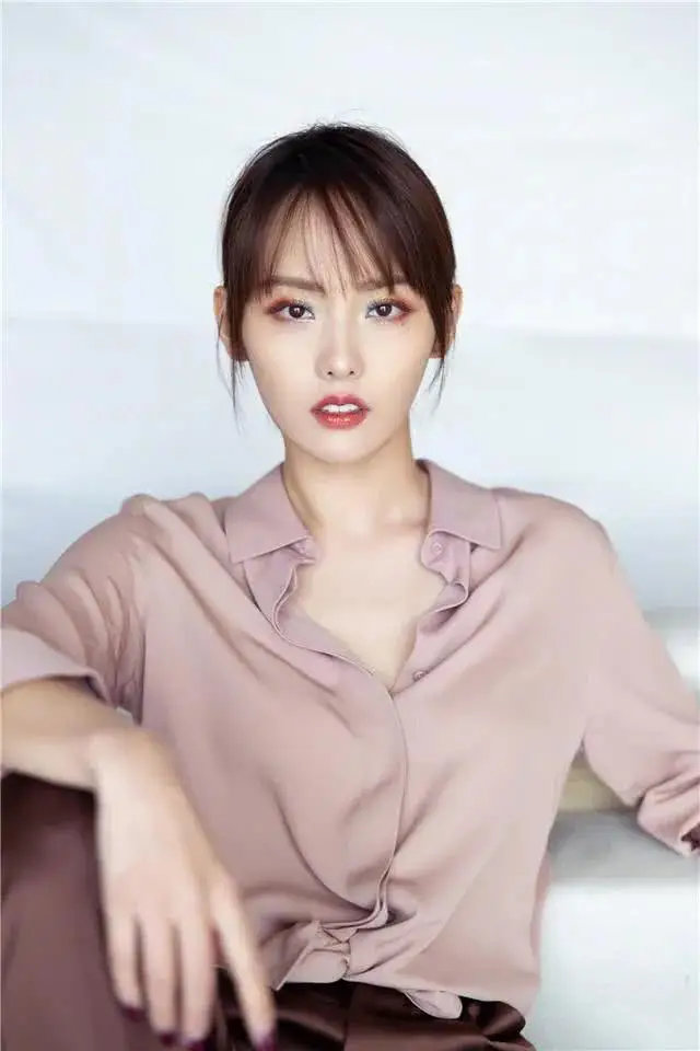 小姐姐——张嘉倪 小姐姐——张嘉倪