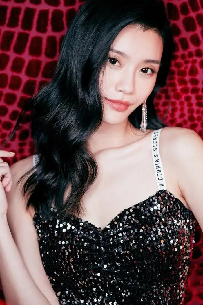 郭碧婷VS奚梦瑶美照:同为豪门贵妇,你更加喜欢谁呢? 郭碧婷VS奚梦瑶美照:同为豪门贵妇,你更加喜欢谁呢?