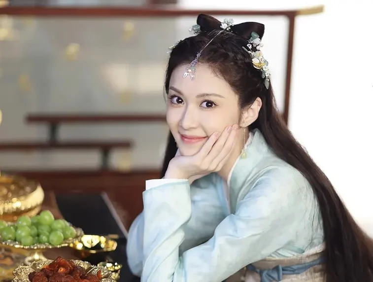《安乐传》杀青啦!迪丽热巴太美,龚俊很俊,刘宇宁造型很惊艳 《安乐传》杀青啦!迪丽热巴太美,龚俊很俊,刘宇宁造型很惊艳