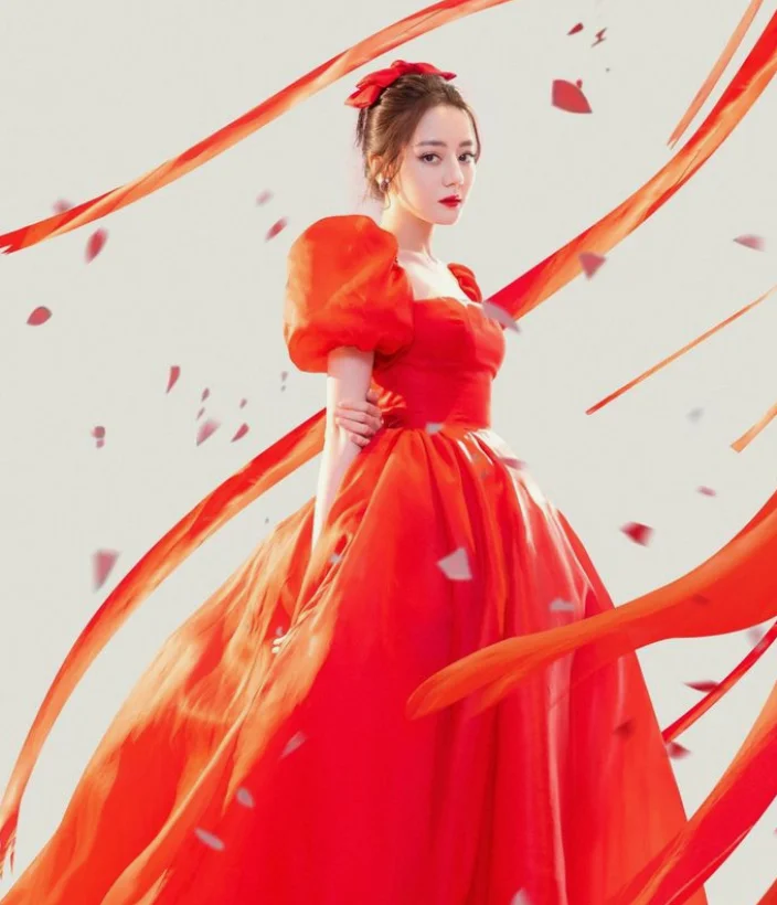 一袭红衣的女星们,杨颖杨幂宋茜热巴等谁最美呢 一袭红衣的女星们,杨颖杨幂宋茜热巴等谁最美呢