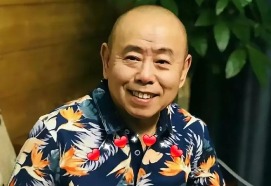 继“43度飞天”之后，潘长江直播卖酒又“翻车”，网友：满嘴胡说