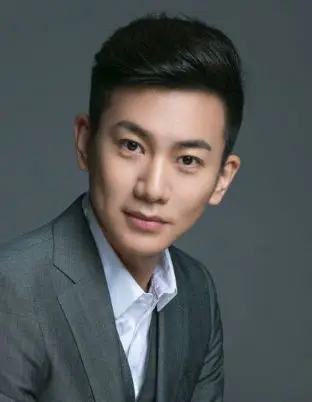 王聪的“清醒”,会让多少靠绯闻博出位的流量演员“羞红脸”? 王聪的“清醒”,会让多少靠绯闻博出位的流量演员“羞红脸”?