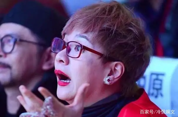 水木年华登台演出,却被23岁评委嘲讽,应了张学友当年说的什么? 水木年华登台演出,却被23岁评委嘲讽,应了张学友当年说的什么?