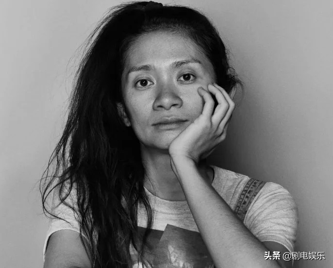 华裔导演赵婷力保日裔编剧“给广岛核爆下跪”，张纯如没能敲醒她