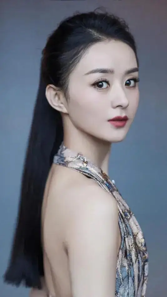 暖宝女神赵丽颖