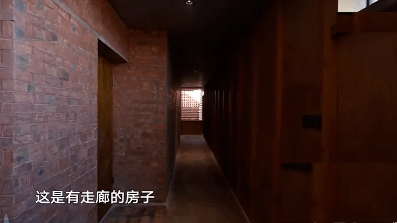 央视点名痛批,东方卫视132万厕所谁来买单?王小骞点评直击痛点 央视点名痛批,东方卫视132万厕所谁来买单?王小骞点评直击痛点