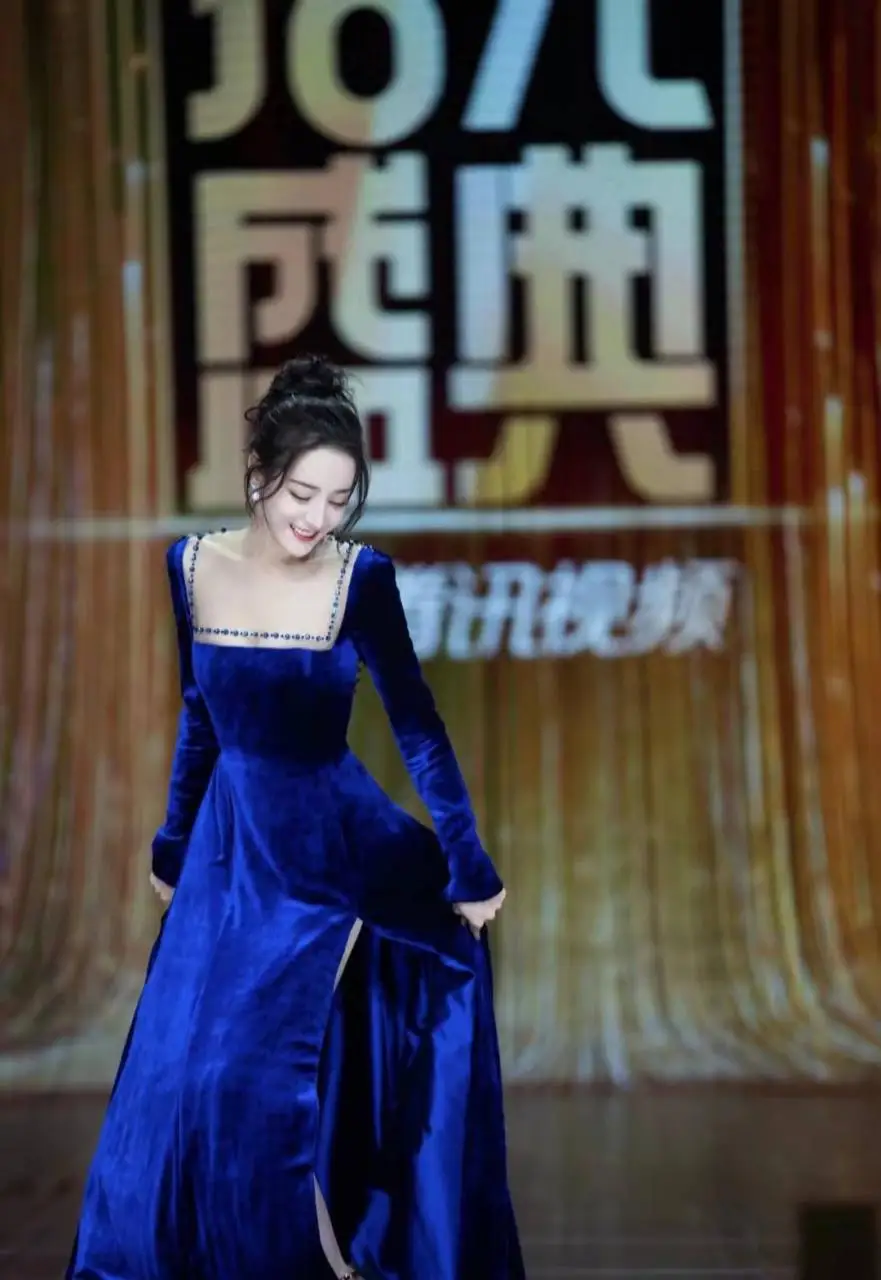 迪丽热巴绝美的红毯造型，哪张惊艳到了你？
